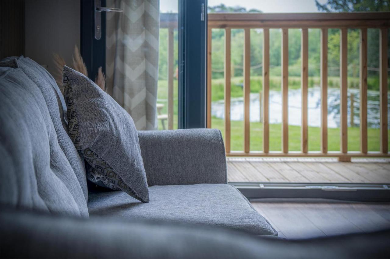 Cabin In The Woods - 1 Bedroom Lodge - Kilgetty Stepaside  Exterior foto